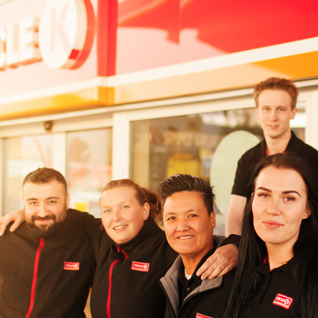 A group of Circle K employees