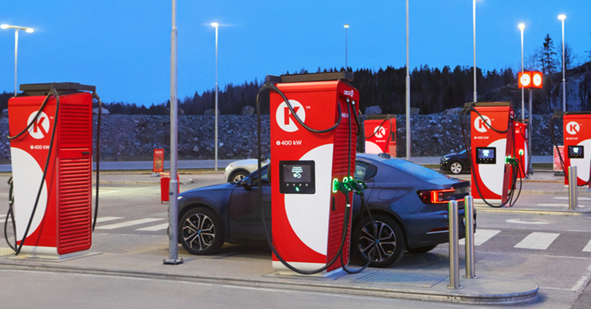 Photo of an electric vehicle being charged with a Circle K charger